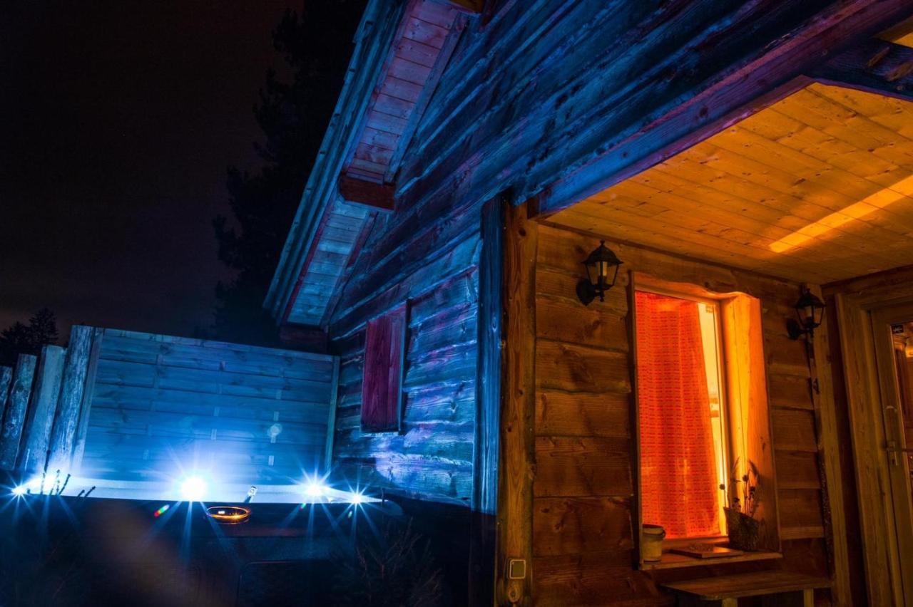 La Cabane A L'Oree Des Bornes エヴィル エクステリア 写真